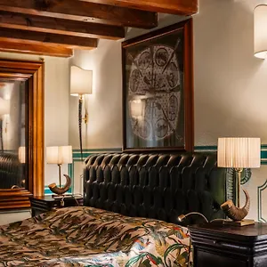 Regal House San Domenico *