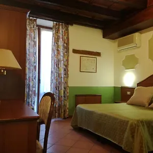 Cavour Hotell 2*
