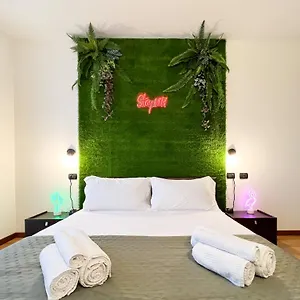 House Fiera Garage & Wifi Apartment Verona