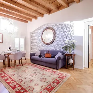 Corte Regia Apartment