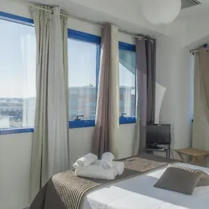 Main Street Fiera Destiny 11 Apartment