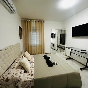 La Casa Rossa