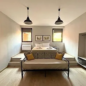 Delizioso In Palazzo Veneziano Apartment