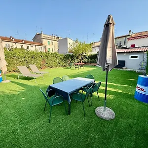 Relax - Segala 5a Guest house *