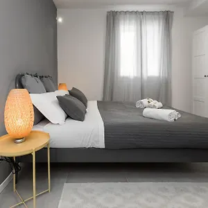 Flats4Rent Corona Apartment Verona