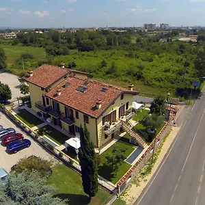 Residenza La Ricciolina 2*
